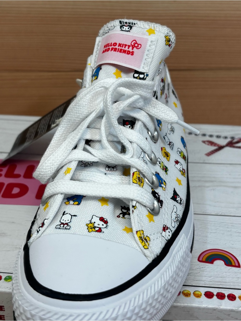 Converse HELLO KITTY And Friends Chuck Taylor White Low Sneakers Women’s Sz 7 - Picture 10 of 11